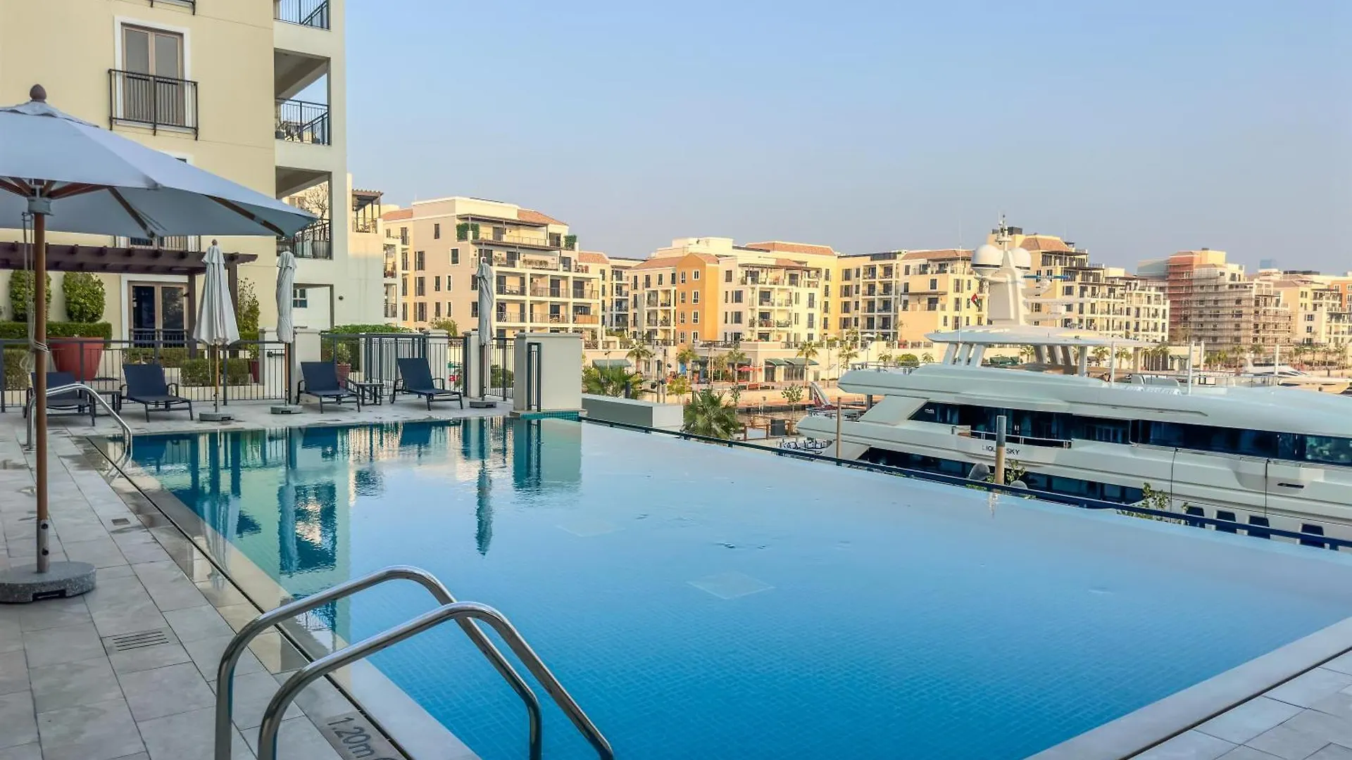 Le Pont, Port De La Mer 1 Bedroom Apartment Dubai United Arab Emirates