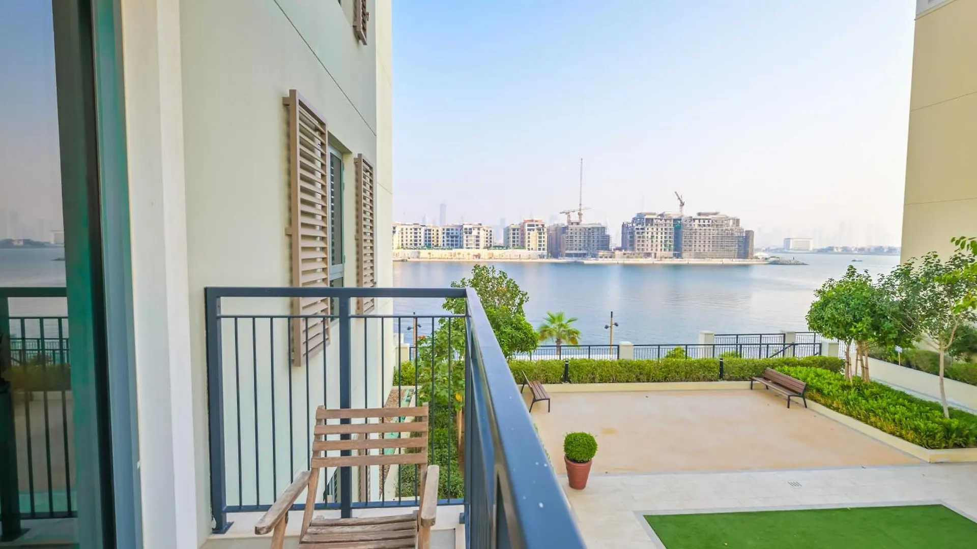 Le Pont, Port De La Mer 1 Bedroom Apartment Dubai