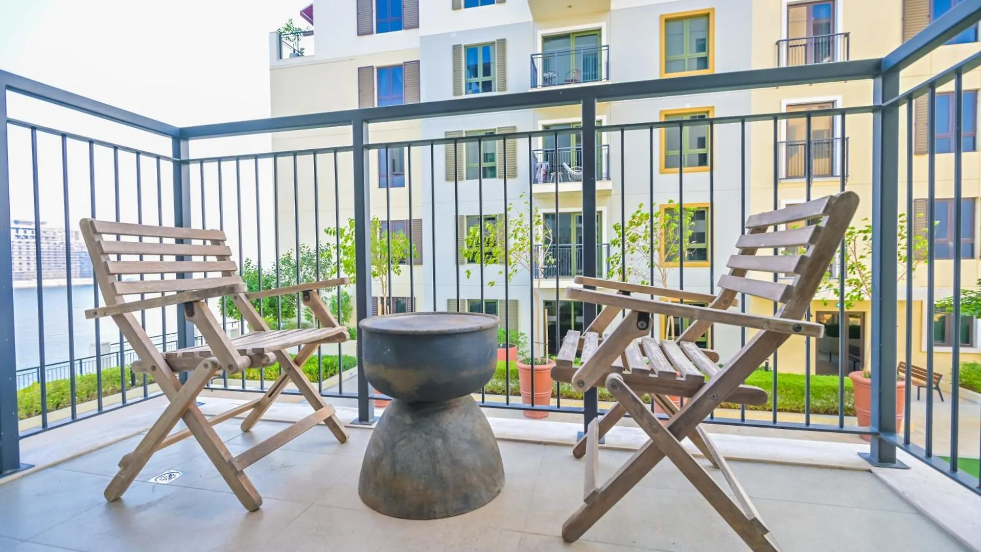 Le Pont, Port De La Mer 1 Bedroom Apartment Dubai