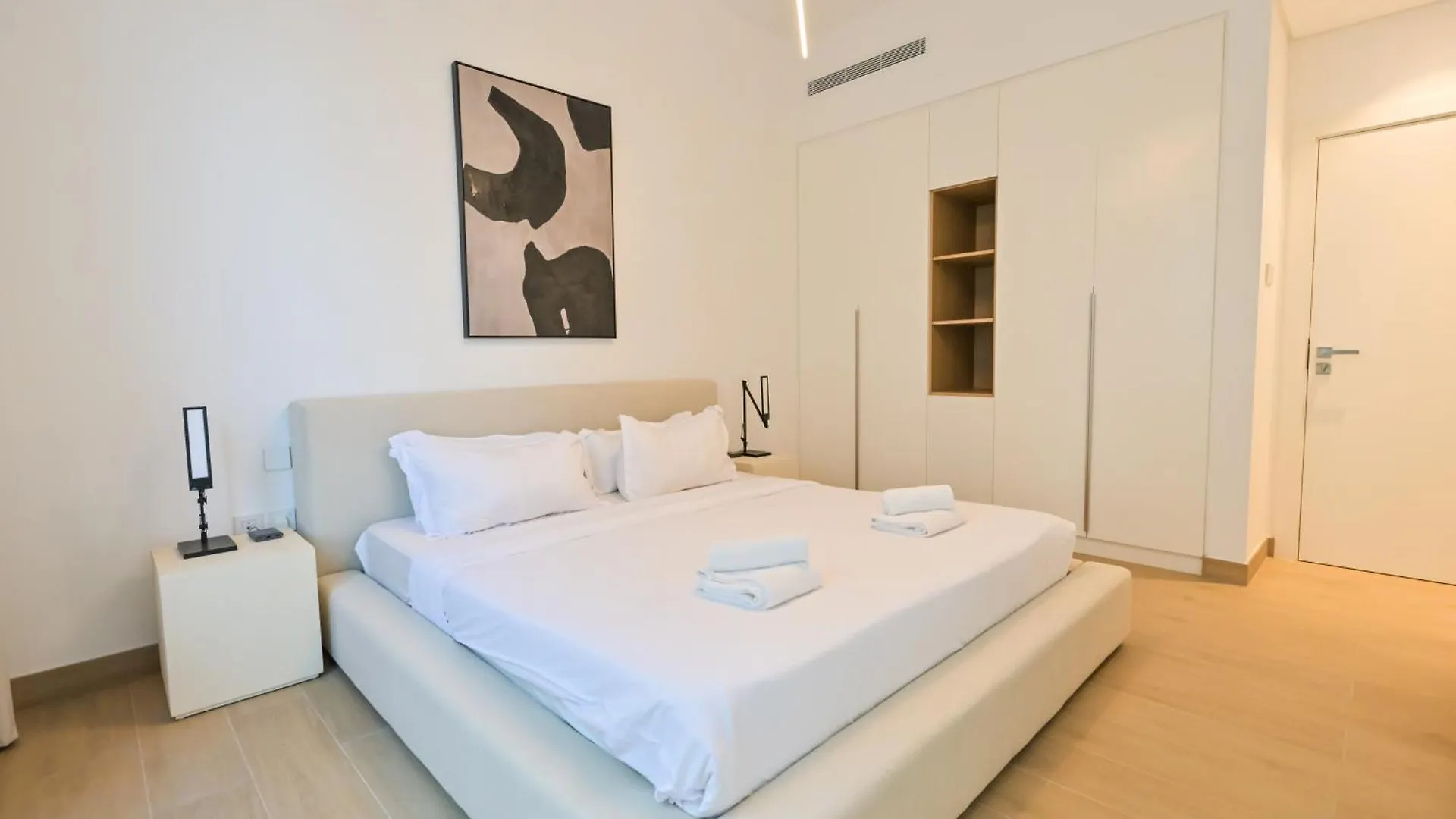 Le Pont, Port De La Mer 1 Bedroom Apartment Dubai